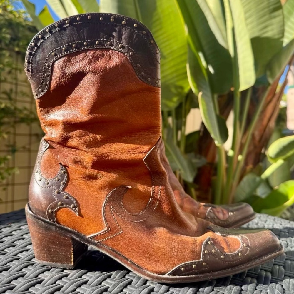 Stuart Weitzman Vintage Western Boots Sz 10 Brown Leather Studded Heeled ❤️